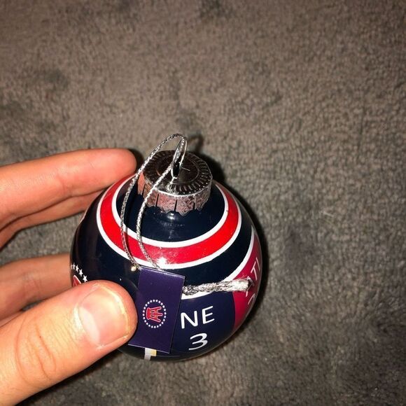 BARSTOOL SPORTS PATRIOTS SUPER BOWL 51 LI FALCONS 28-3 CHRISTMAS ORNAMENT RARE - Picture 2 of 5
